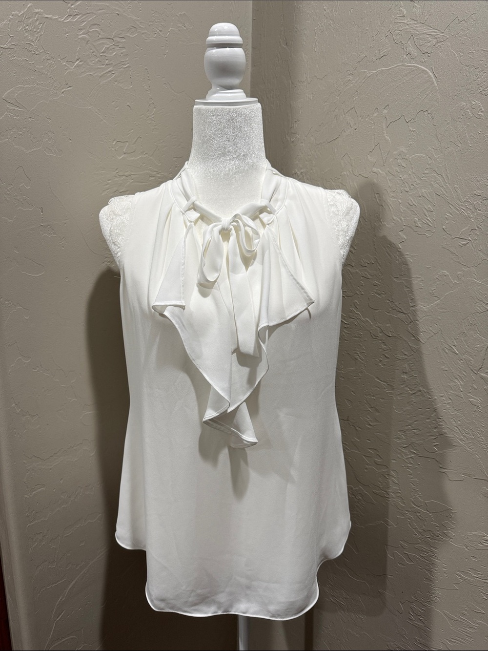 White sleeveless ruffle top WHBM size 2